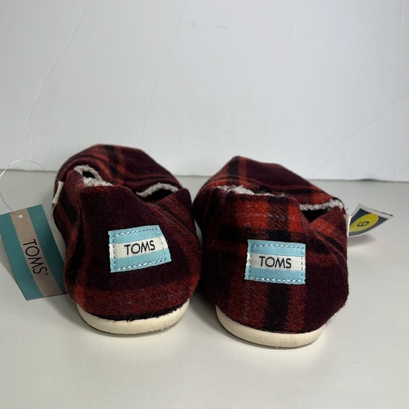 TOMS  Belmont black/red plaid with faux shearling slip on Shoes Women’s 9 NWT - Picture 4 of 7